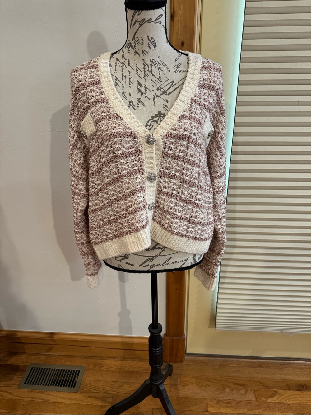 Zara Pink and Cream Bouclé V-Neck Button Cardigan